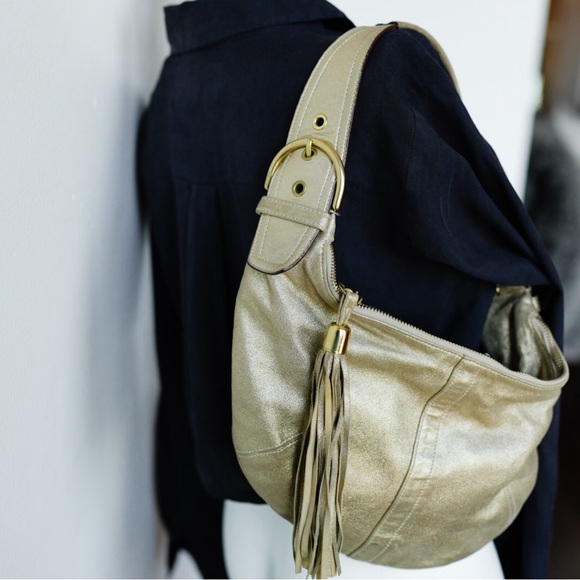 COACH ‘ Soho ‘Hobo with Tassel Gold Leather - Picture 8 of 10